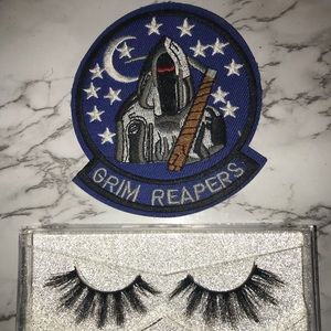 Eyelashes and iron on patch